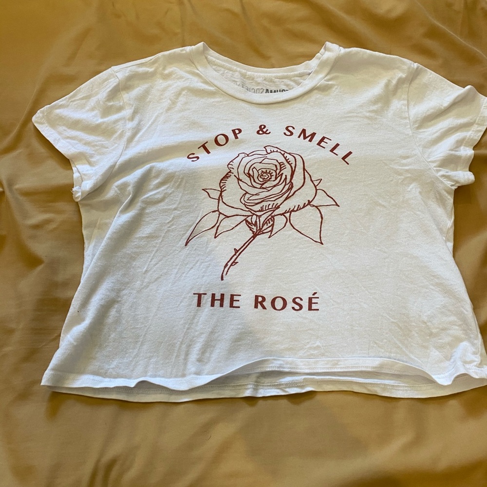 Amuse society stop and smell the rosè crop tee